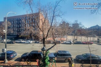 10 Downing St in New York, NY - Building Photo - Building Photo