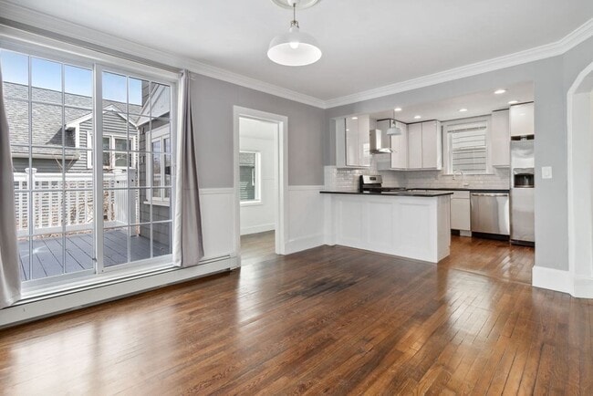 property at 16 Houghton St