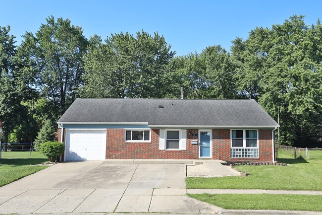 601 Daventry Ln