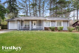 9019 Sterling Ridge Ln in Jonesboro, GA - Building Photo