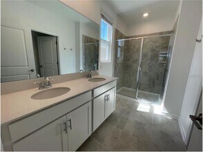 1748 Cross Prairie Pkwy in Kissimmee, FL - Building Photo - Building Photo