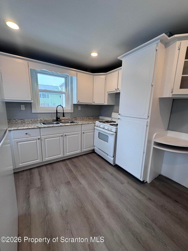 1021 Wheeler Ave in Scranton, PA - Building Photo - Building Photo