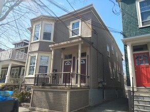 1570 Walnut St in Halifax, NS - Building Photo - Building Photo