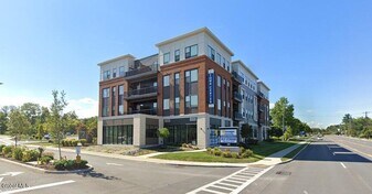 1 Town Ctr Dr in East Greenbush, NY - Building Photo