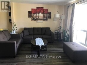 46 Autumn Blvd in Brampton, ON - Building Photo - Building Photo