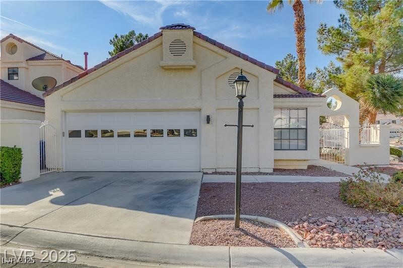 7209 Crooked Bow Cir in Las Vegas, NV - Building Photo