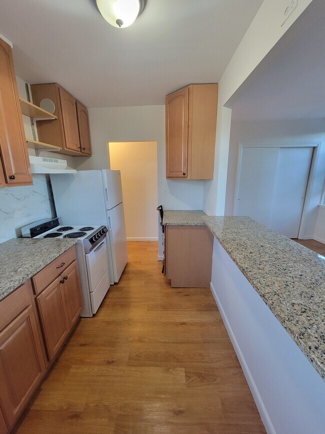 65 Merrick Ave Rentals in Merrick, NY