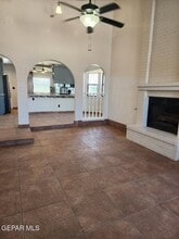 11300 Crater Lake Ave in El Paso, TX - Building Photo - Building Photo