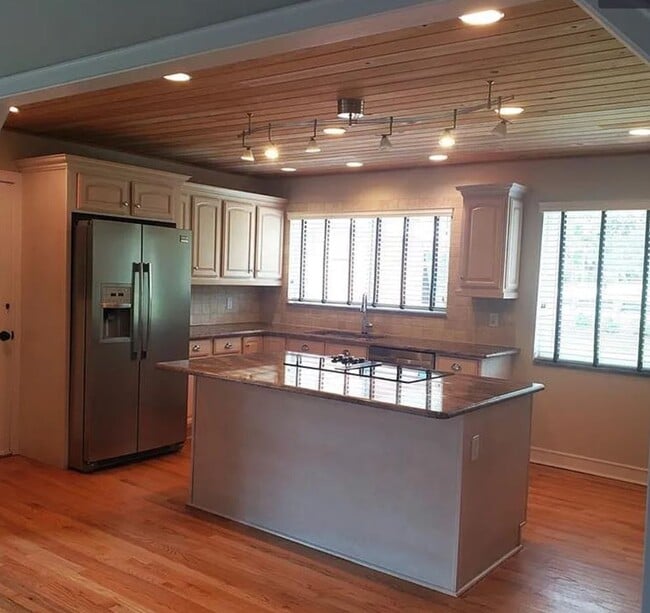 1443 Sandra Dr in Ft. Myers, FL - Building Photo - Building Photo