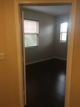 3102 NW 24th Way in Oakland Park, FL - Building Photo - Building Photo