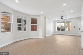 5518 Chew Ave in Philadelphia, PA - Building Photo - Building Photo