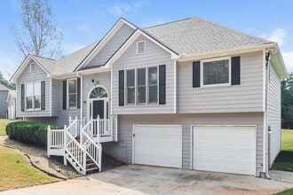 820 Tidwell Rd in Powder Springs, GA - Building Photo - Building Photo