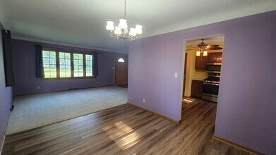 214 SW Arlan Dr in Ankeny, IA - Building Photo - Building Photo