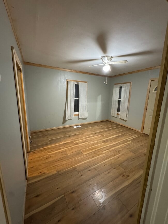 117 E Hibbing Ave in Keewatin, MN - Building Photo - Building Photo