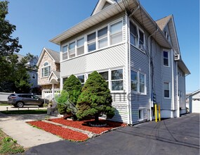 125 Morris Ave in Garfield, NJ - Building Photo - Building Photo