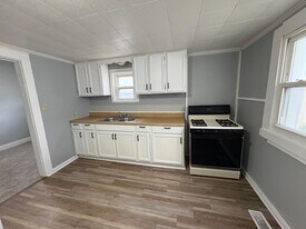 1940 Woodbridge Rd in Toledo, OH - Building Photo