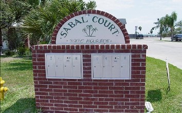 Sabal Court Apartments in Harlingen, TX - Foto de edificio - Other