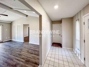 1206 Misty Way in Garland, TX - Building Photo - Building Photo