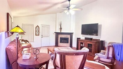 4625 Indian Rock Dr in Fort Worth, TX - Building Photo - Building Photo