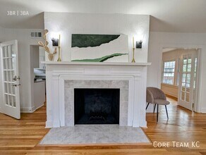 1120 Ward Pkwy-Unit -1124-200 in Kansas City, MO - Building Photo - Building Photo