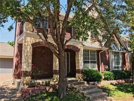 8327 Charleston St in Irving, TX - Building Photo
