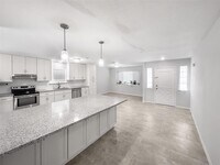 10711 Craddock Dr photo'