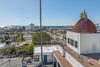 The Coastal Apartments in Santa Monica, CA - Building Photo - Building Photo