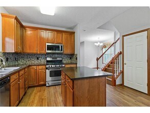 9896 Switch Grass Ln in Eden Prairie, MN - Building Photo - Building Photo