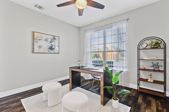 4821 Timber Trl in Carrollton, TX - Foto de edificio - Building Photo