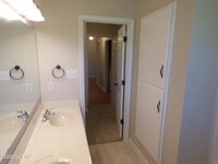 195 E Ridge Ct photo'