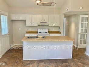 104 Castill Pl in Garner, NC - Building Photo - Building Photo