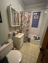 2524 N Weil St in Milwaukee, WI - Building Photo