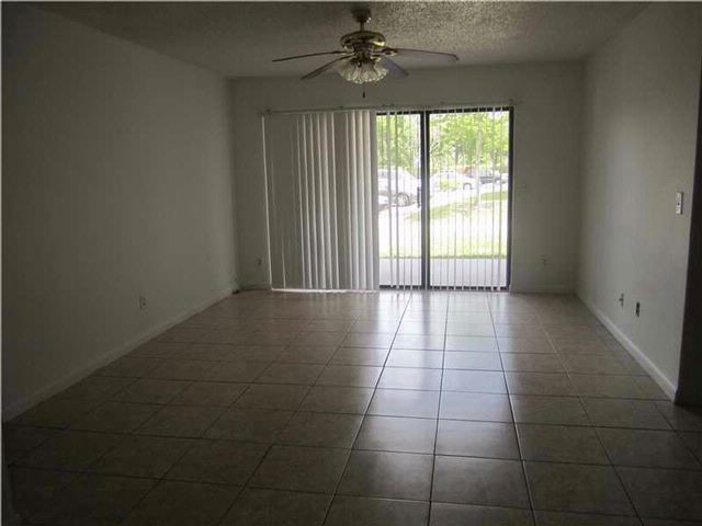 9166 W Atlantic Blvd-Unit -1617 in Coral Springs, FL - Building Photo - Building Photo