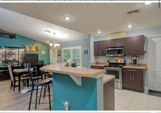 9092 Cypress Dr S in Ft. Myers, FL - Building Photo - Building Photo