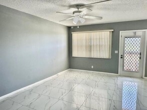 2099 Wolverton E in Boca Raton, FL - Building Photo - Building Photo