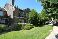 Building Photo - Larkspur Woods Apartamentos in Sacramento, California