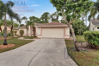 4232 Balmoral Way in Sarasota, FL - Building Photo - Building Photo