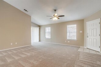 1131 Kielder Cir in Fort Worth, TX - Building Photo - Building Photo