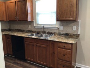 12 Avalon Ct in Simpsonville, SC - Building Photo - Building Photo