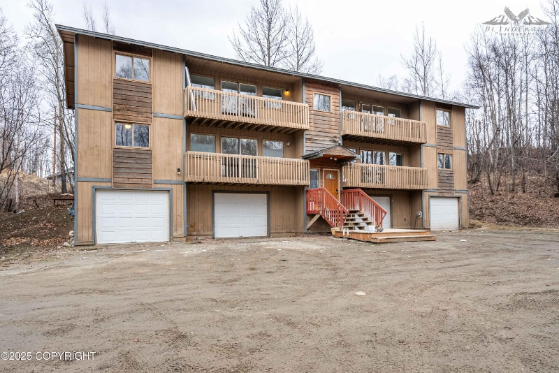 1775 N Fanciful Pl in Wasilla, AK - Foto de edificio