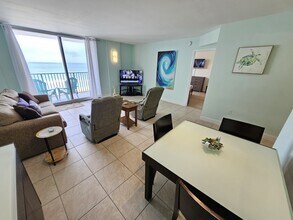 9273 Collins Ave in Surfside, FL - Building Photo - Building Photo