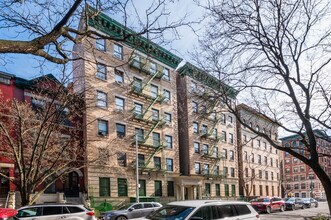 The Midlothian in New York, NY - Building Photo - Building Photo