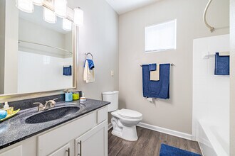 Treymore At Cityplace in Dallas, TX - Foto de edificio - Interior Photo