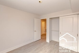 665 W Melrose St, Unit E in Chicago, IL - Building Photo - Building Photo