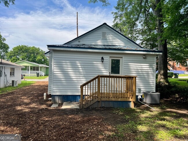 416 Gordon St in Elberton, GA - Building Photo - Building Photo