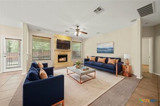 741 San Gabriel in New Braunfels, TX - Building Photo - Building Photo