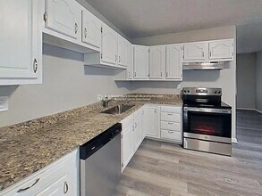 5613 Norton Ave in Louisville, KY - Foto de edificio - Building Photo