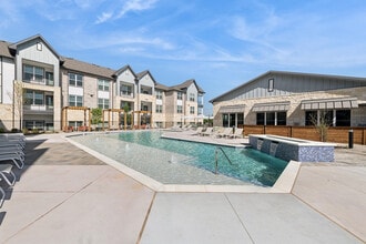 Ascend at Celina Hills in Celina, TX - Foto de edificio - Building Photo