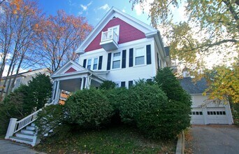 47 Mt Vernon St in Dover, NH - Building Photo - Building Photo