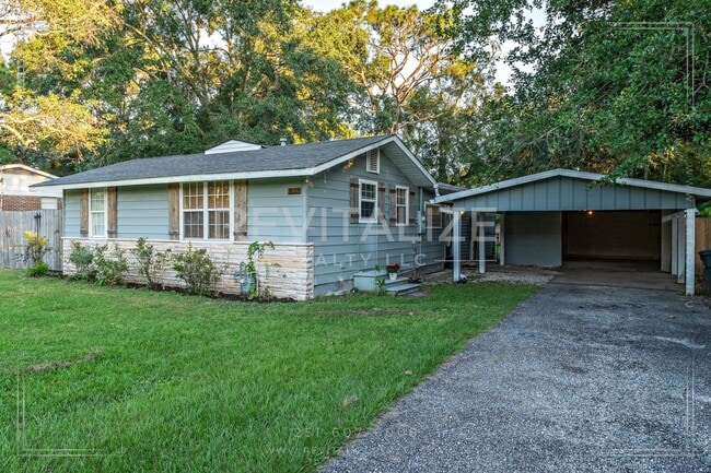 property at 308 W Fig Ave